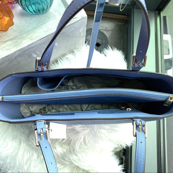 Tory Burch Bow Blue Emerson Buckle Tote - Picture 4 of 7